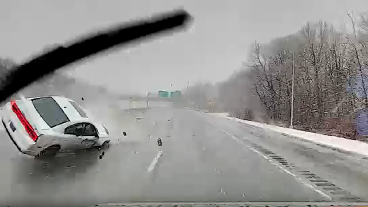 I-95 crash during wintry weather conditions