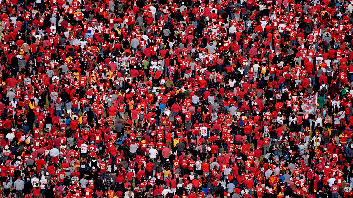 Fans watch as the Kansas City Chiefs celebrate